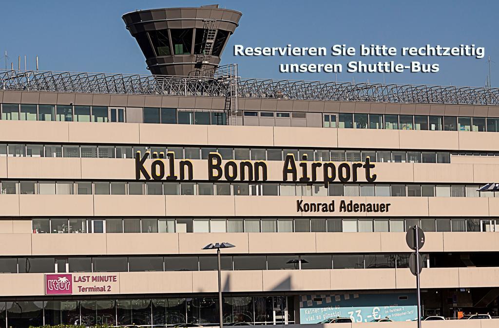 Airport Hotel Karsten Colónia Exterior foto